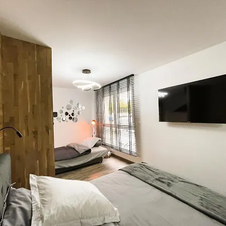 Easy Location - Parking - Free Wifi - Tourism And Business Apartment Freyming-Merlebach Exterior photo