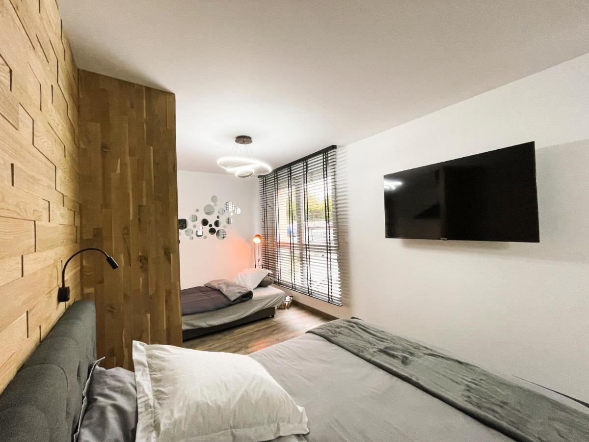 Appartement Easy Location - Parking - Free Wifi - Tourism And Business
